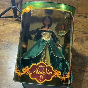 Disney Aladdin Jasmine Holiday Vintage Barbie - Emerald and Gold